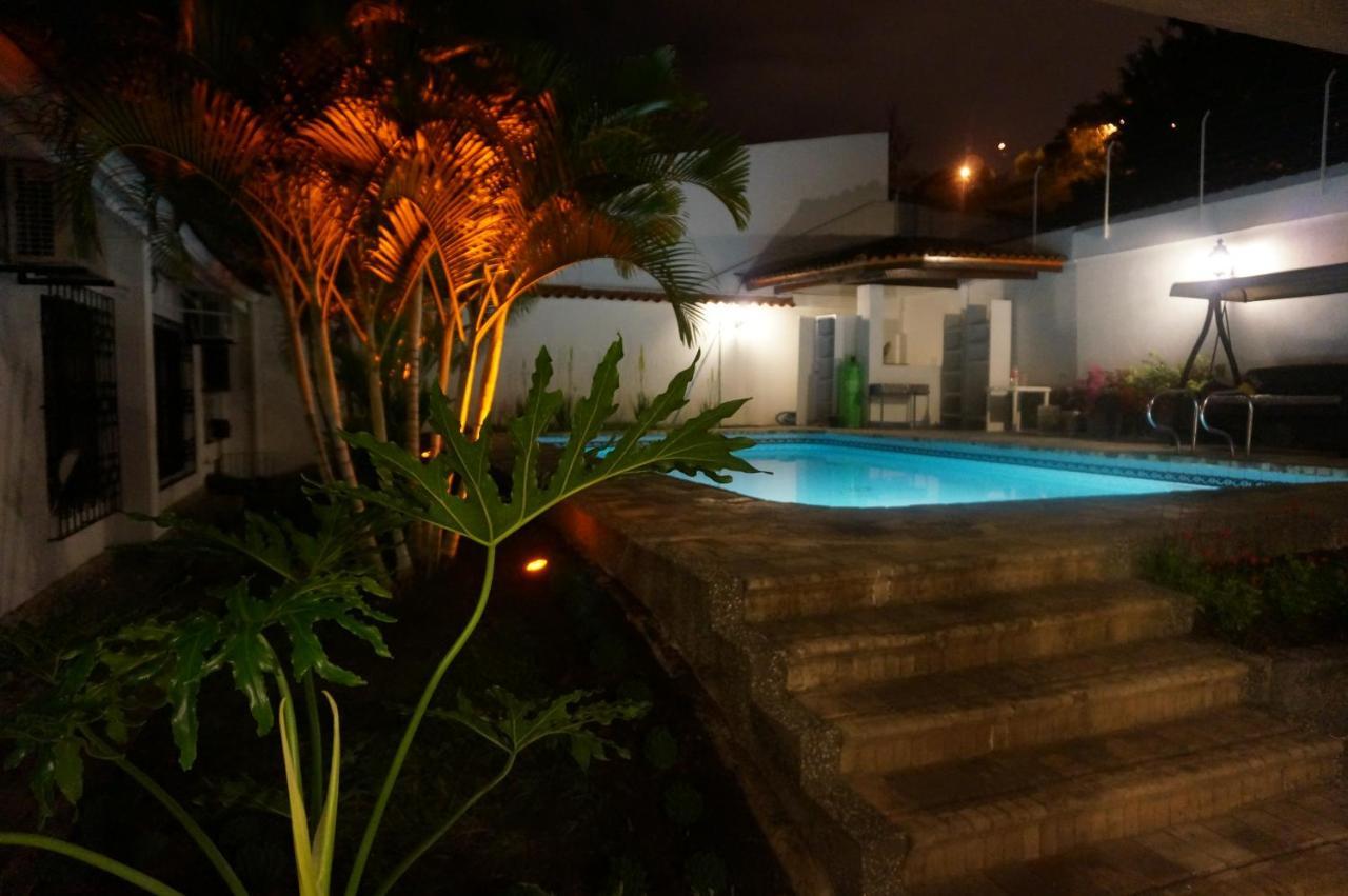 Urban Hotel Boutique Menga Ngoại thất bức ảnh